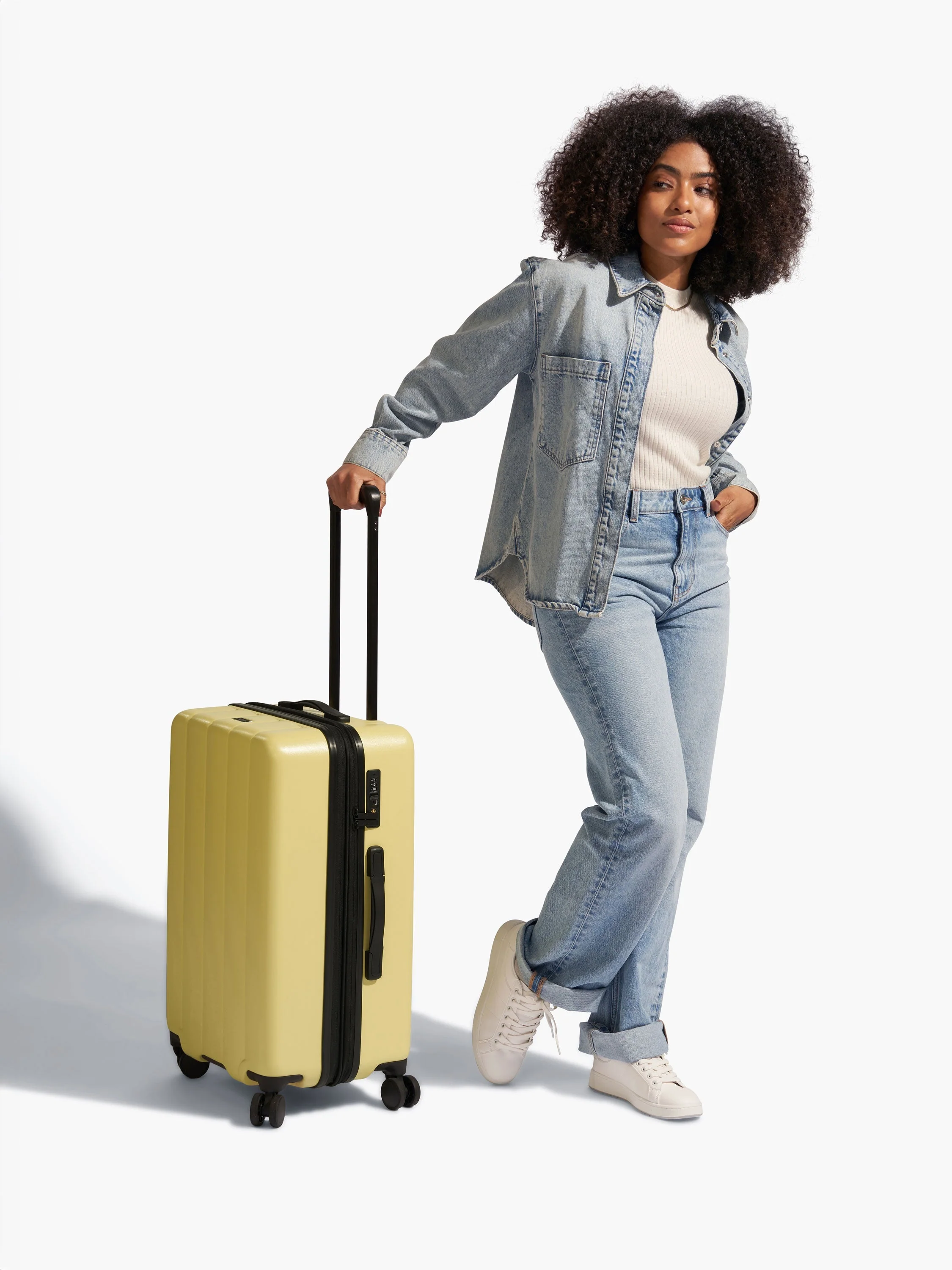 1214-evry-medium-luggage-32.webp Evry Medium Luggage