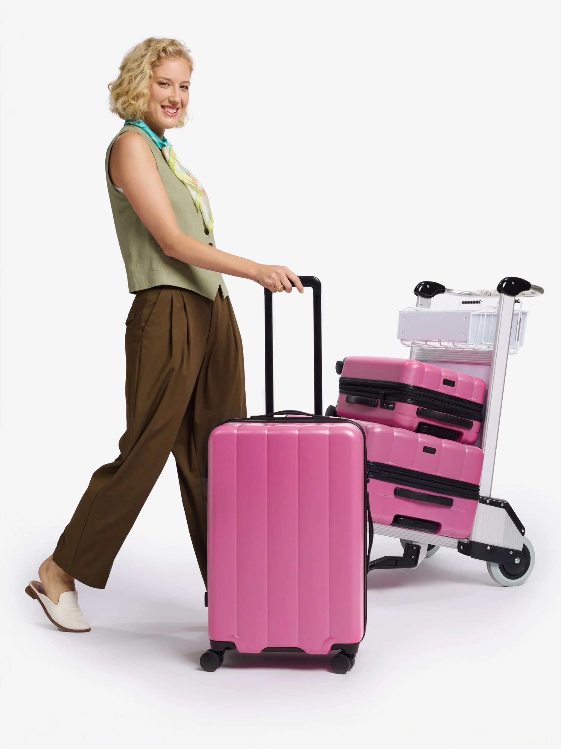 1214-evry-medium-luggage-42.webp Evry Medium Luggage