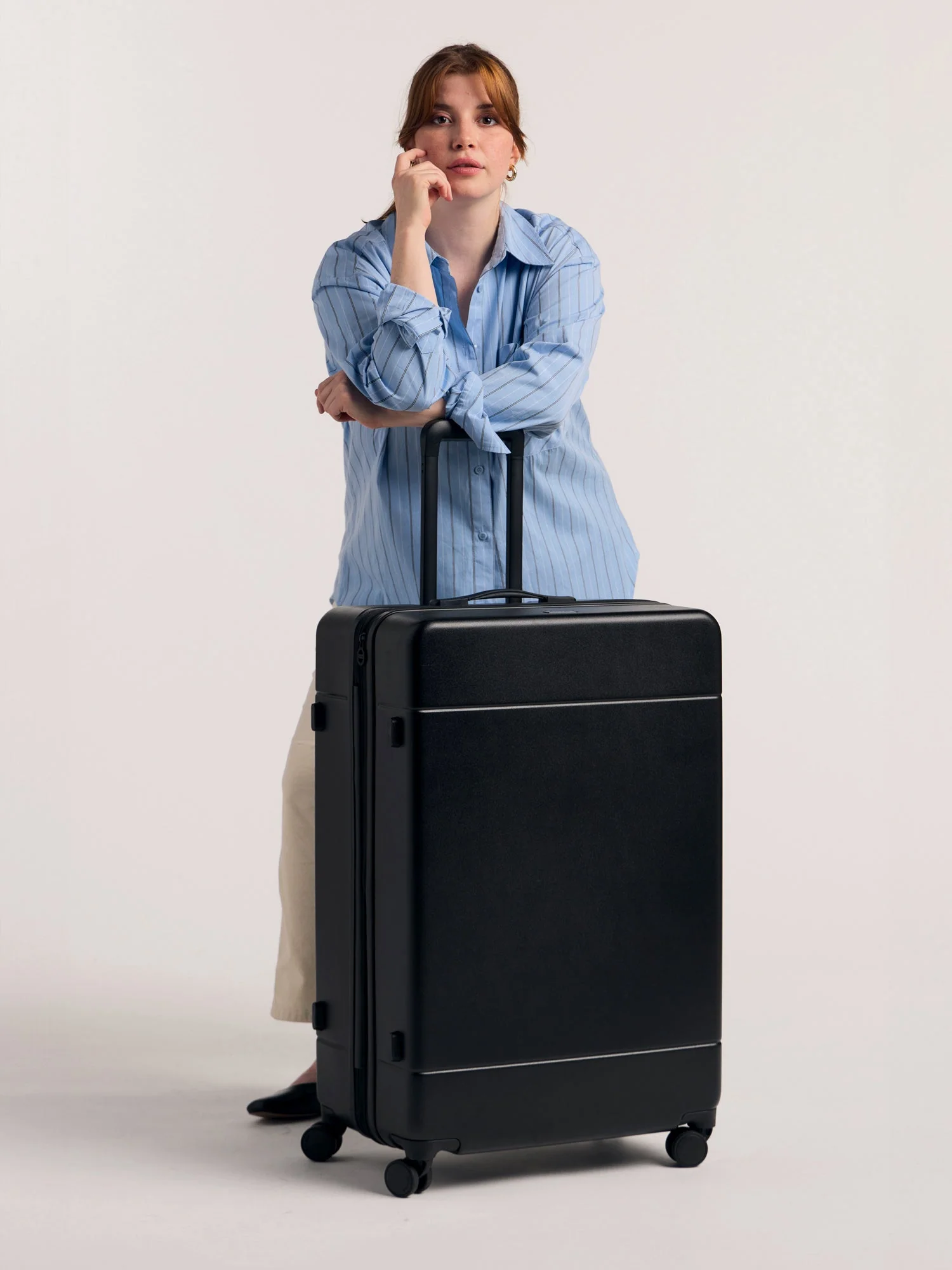 Hue Large Luggage
